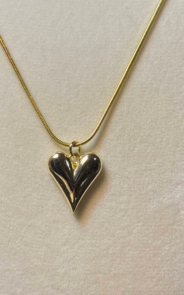Gold Heart Pendant Necklace