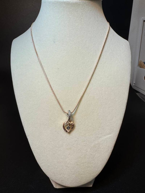 Elegant Heart Pendant Necklace in Rose Gold and Silver
