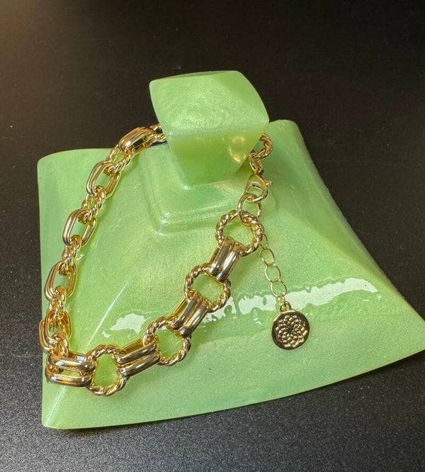 Bold Gold-Toned Chain Bracelet with Textured Oval Links