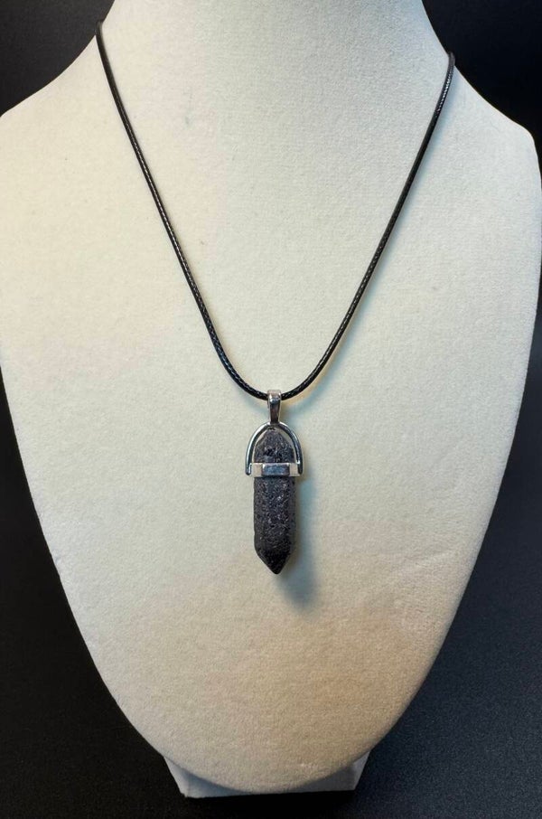 Elegant Silver and Black Crystal Pendant Necklace