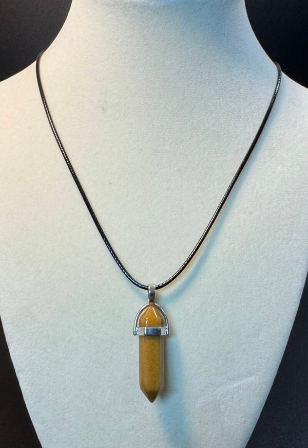 Elegant Gold Crystal Pendant Necklace