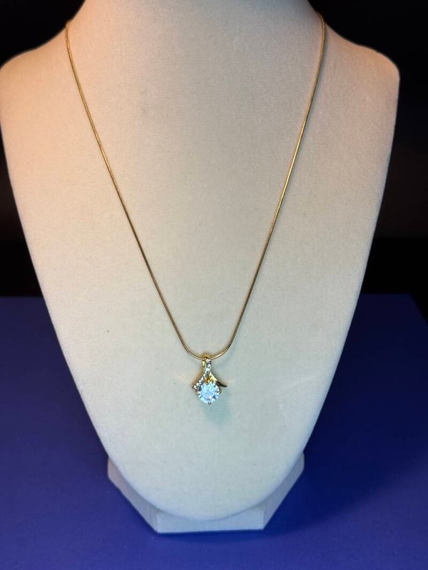 Elegant Gold Moissanite Diamond Pendant Necklace