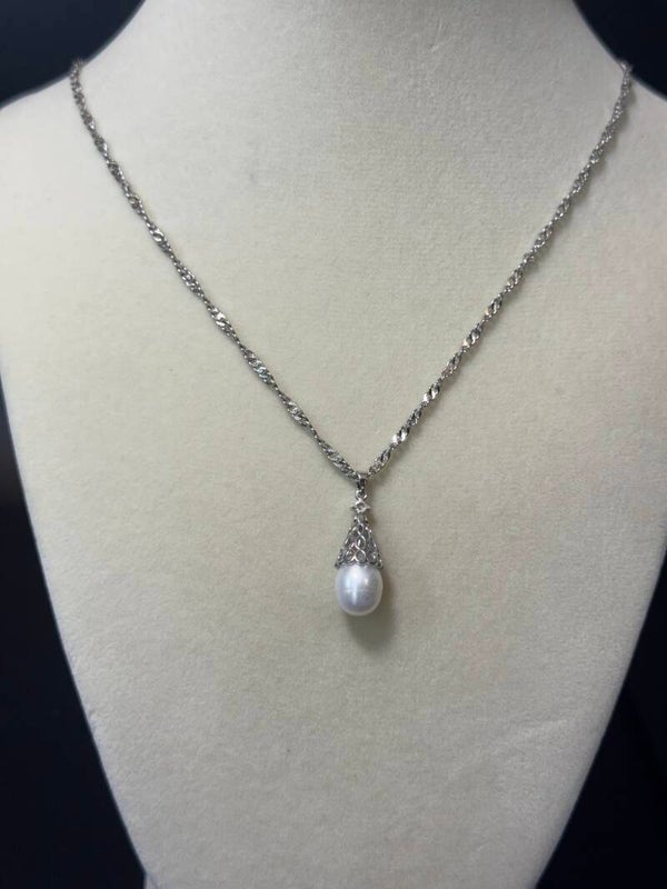 Elegant Sterling Silver Pearl Pendant Necklace