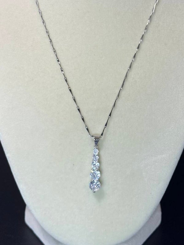 Elegant 18” Sterling Silver Cubic Zirconia Journey Pendant Necklace