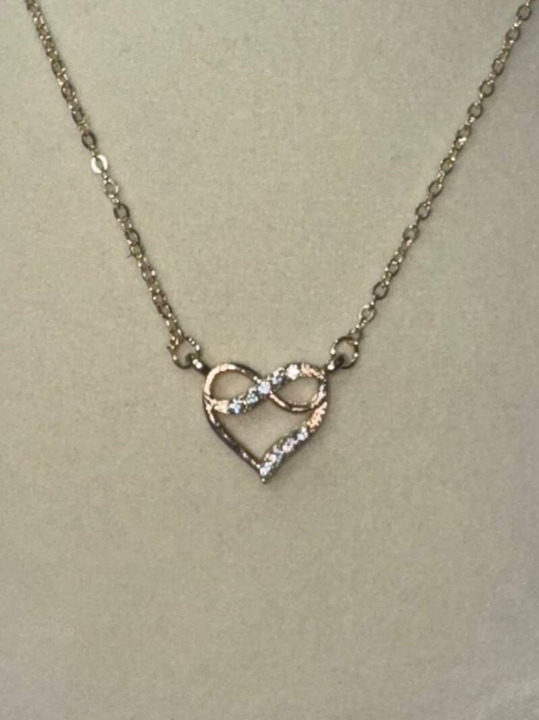 Elegant Gold Heart Necklace