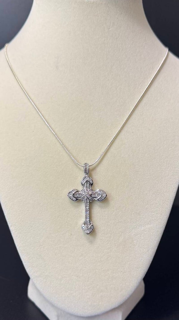 Elegant Sterling Silver Cross Pendant Necklace