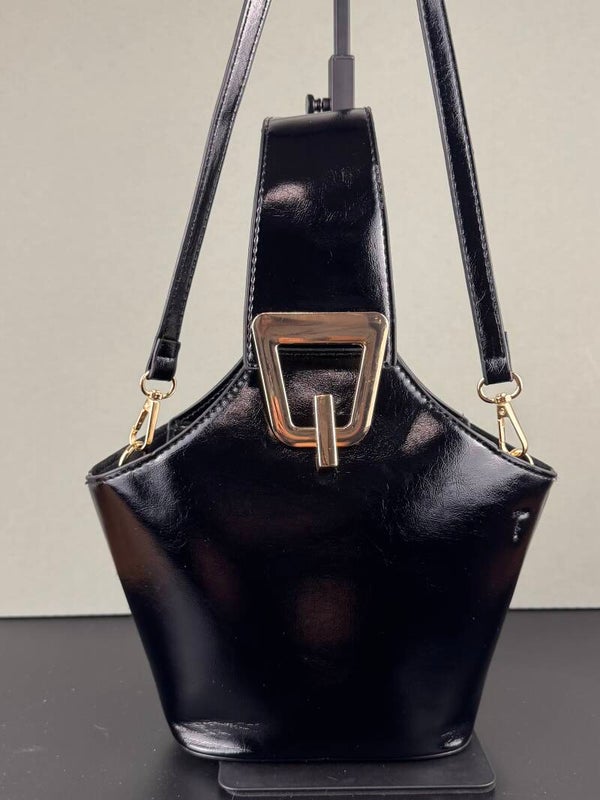 Elegant Leather Handbag