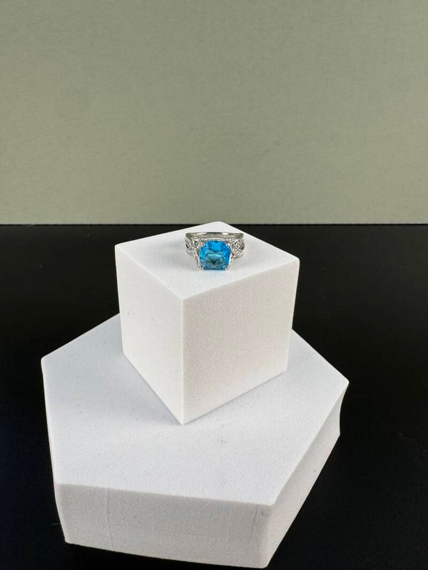 Elegant Blue Gemstone Silver Ring Size 8