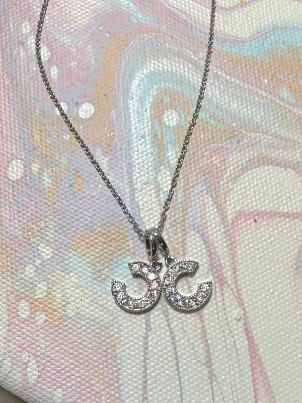 Elegant Silver Pendant Necklace