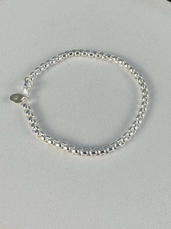 Elegant 8” Sterling Silver Chain Bracelet