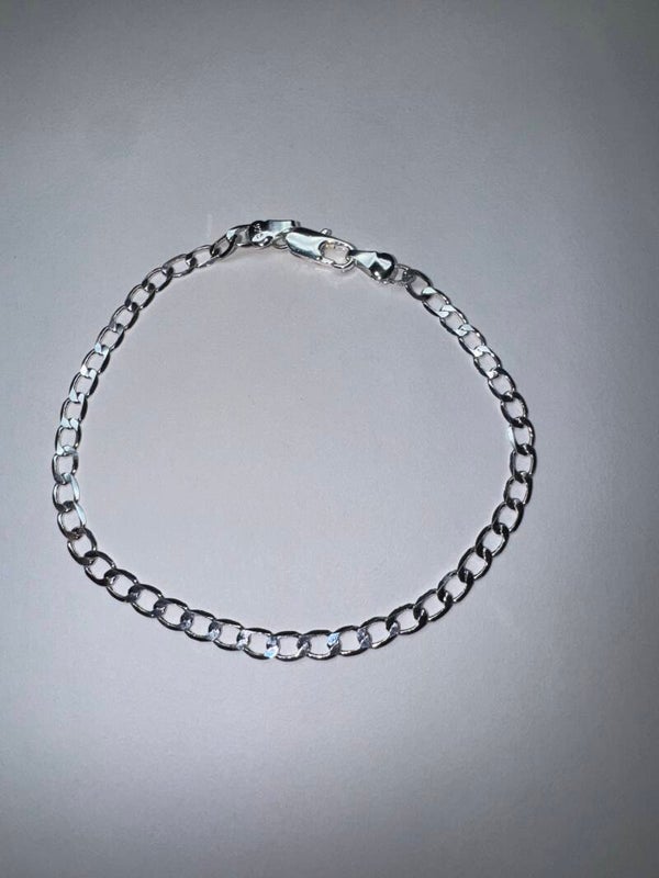 Elegant 8” Sterling Silver Chain Bracelet