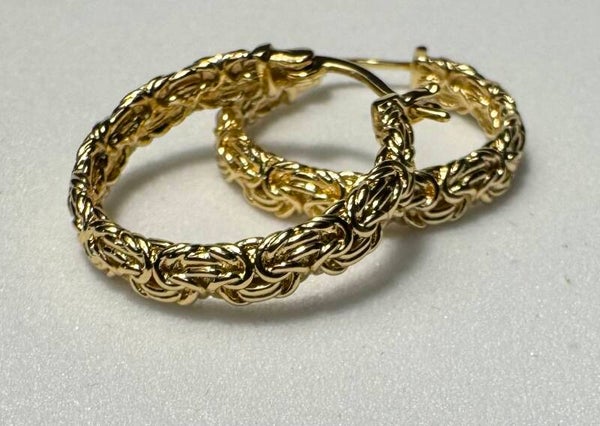 Twisted Copper Hoop Earrings