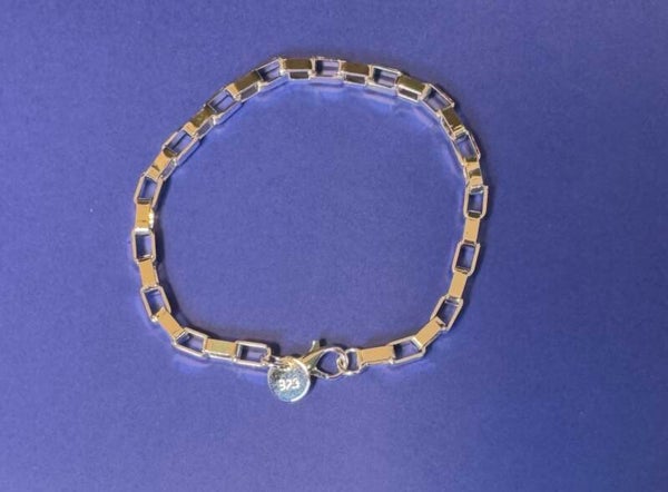 Elegant Silver Chain Bracelet