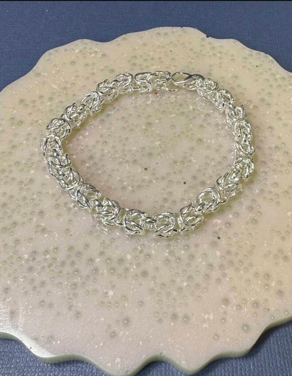 Elegant Sterling Silver Chain Bracelet