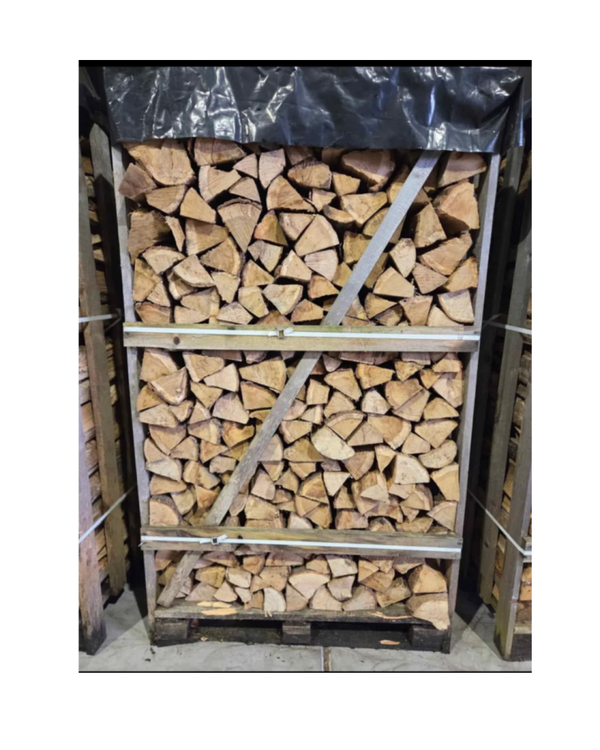 Haardhout EIK/ESSEN 1,8 m3 gestapeld - lengte blok 25 cm. natuurlijk lucht gedroogd. Vocht < 18%  % .