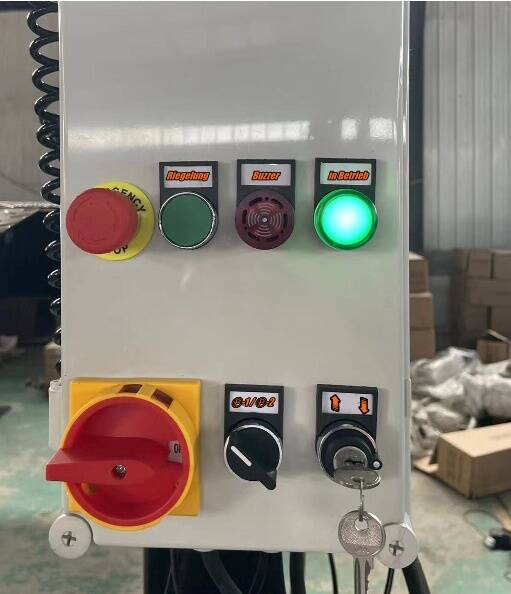 ENGELLift 3x2 TripleParker 210/210 ; Pont élévateur de parking triple à 4 colonnes (B1)