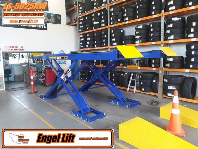 Engellift LS-5025WA ; Pont élévateur à ciseaux (5.000kg.) pour géométrie de direction avec cric -& mesure de l'essieu pour sol -& montage.-2