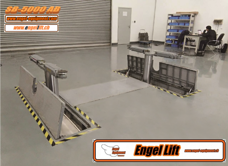 Engellift SB-5000AB ; PREMIUM à deux vérins sous le plancher.  Ponts élévateurs / Ponts élévateurs à vérin : -5.000 kg. -4