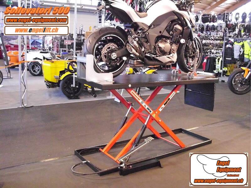 Engellift Sollevatori 500, Motorrad Hebebühne 500kg.