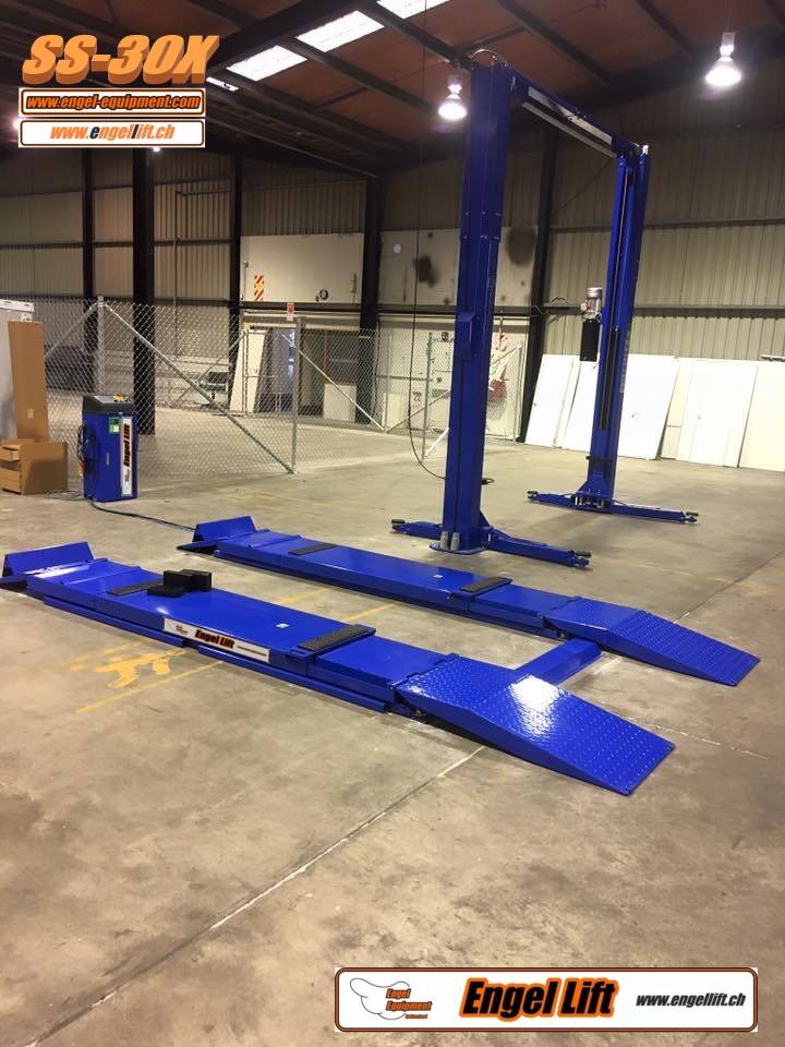 Engellift SS-30X : Pont élévateur à ciseaux en X avec plateforme courte (3.000 kg.), modèle à montage au sol.-4