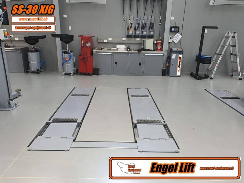 Engellift SS-30XIG Auffahrt ansicht