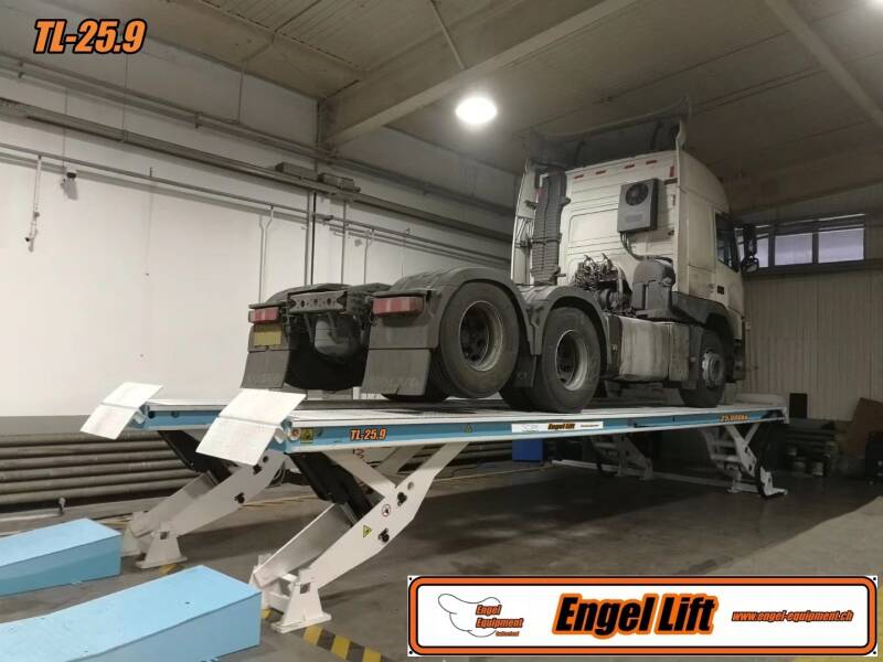 Engellift TL-25.9: Plate-forme élévatrice semi-ciseaux pour véhicules utilitaires avec plate-forme de 9 mètres de long. -25.000 kg-3