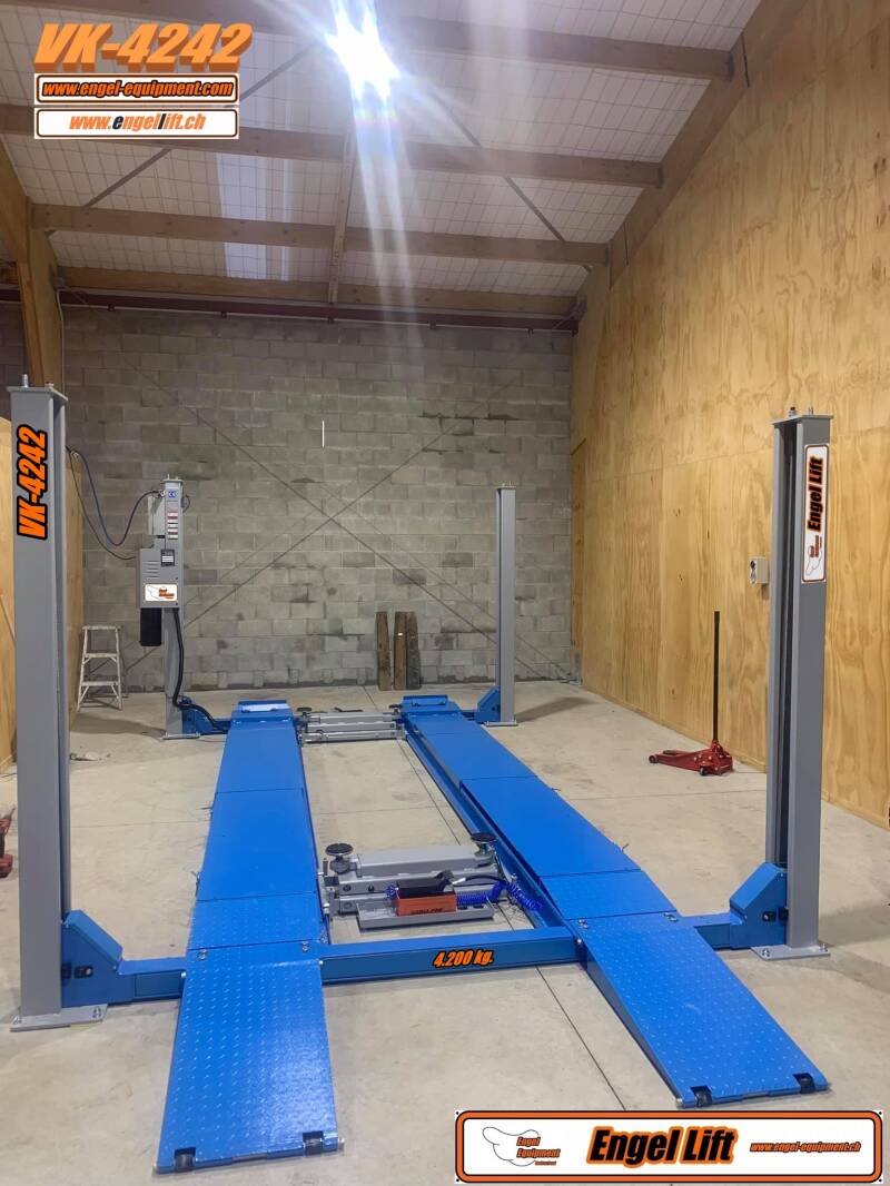 Engellift VK-4242 leer in Kunden Farben
