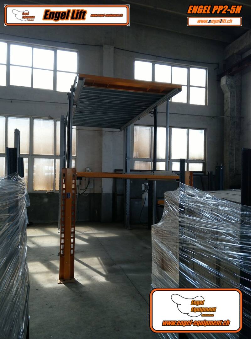 ENGEL PP5-5H ; SOUS-SOL ÉLÉVATEUR DE PARKING, ASCENSEUR DE PARKING SOUTERRAIN. (HYDRAULIQUE) (2)