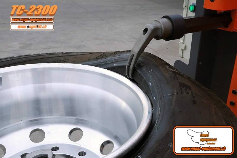 Engel-Equipment  TC-2300 Hydraulische Pneulöffel