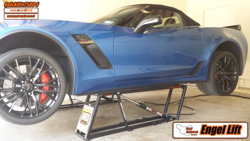 Engellift Quicklift 2500 S für jeder petrolhead ein Must !