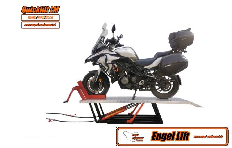 LM ; PLATE-FORME SUPPLÉMENTAIRE POUR MOTO (ALUMINIUM) AVEC PINCE DE ROUE. (3)