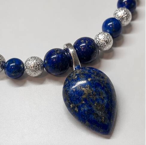blue-lapis-pendant-standard.jpg