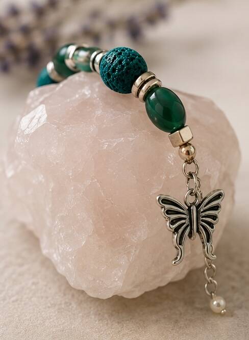green-agate-bracelet-2-standard.jpg
