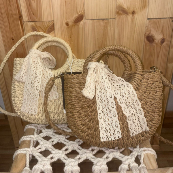 bolso con lazo de encaje