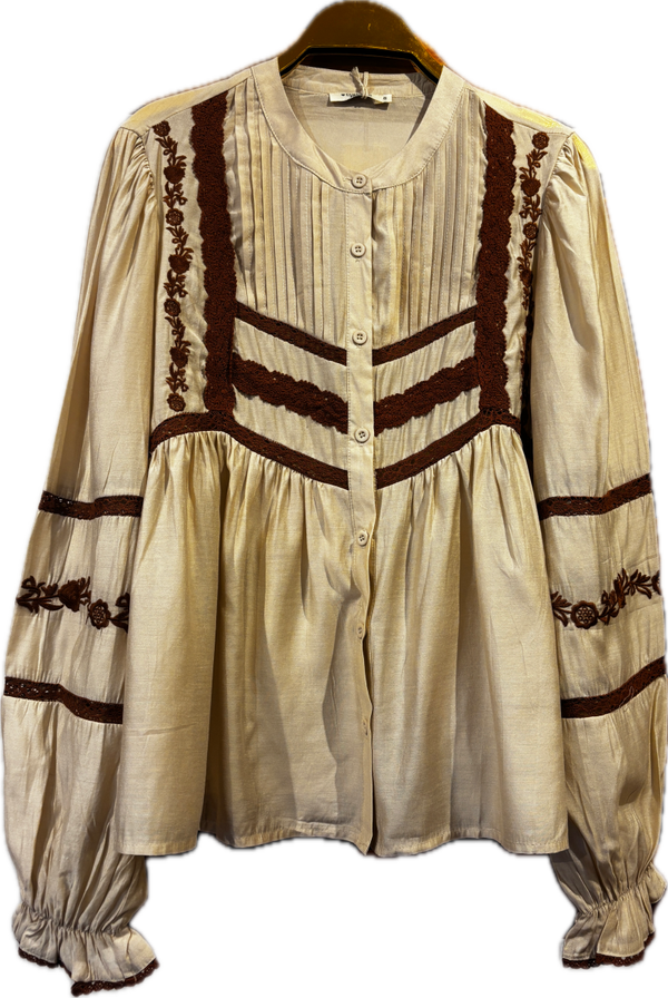 Blusa Bordada (Otras Marcas)