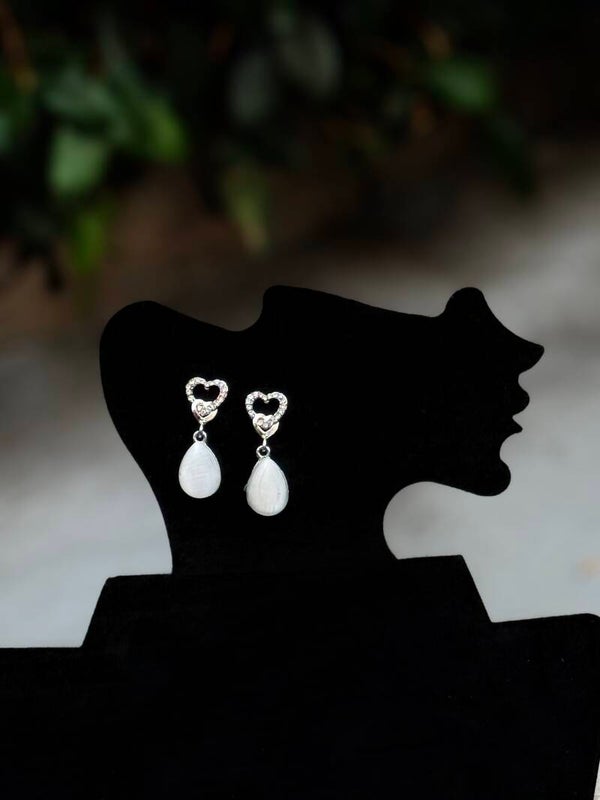 Amor earrings