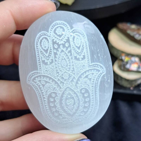 Satijnspaat Palmsteen Hamsa Hand