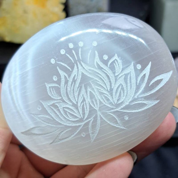 Satijnspaat Palmsteen Lotus