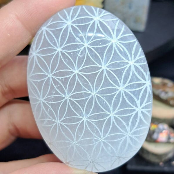 Satijnspaat Palmsteen Flower of Life