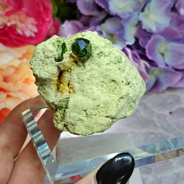 Demantoid Andradiet Granaat (2)