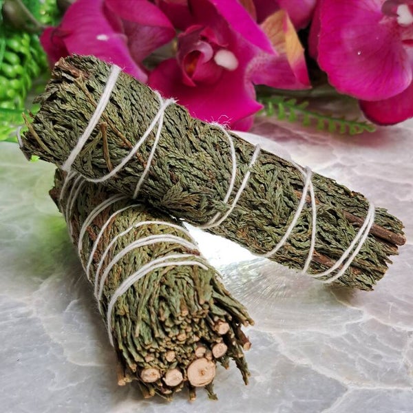 Smudge Bundel Holy Smoke Ceder