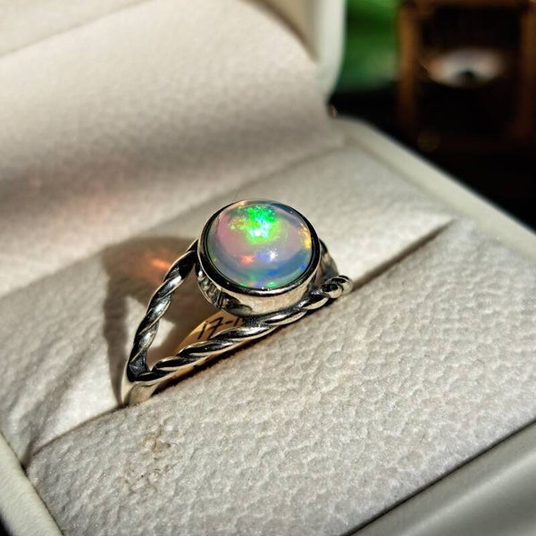 Welo Opaal Ring Maat 17,5