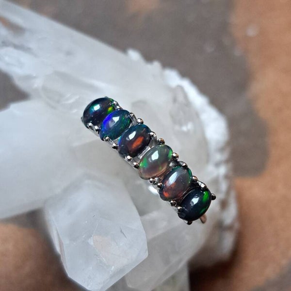 Donkere Welo Opaal Ring Maat 18 (2)