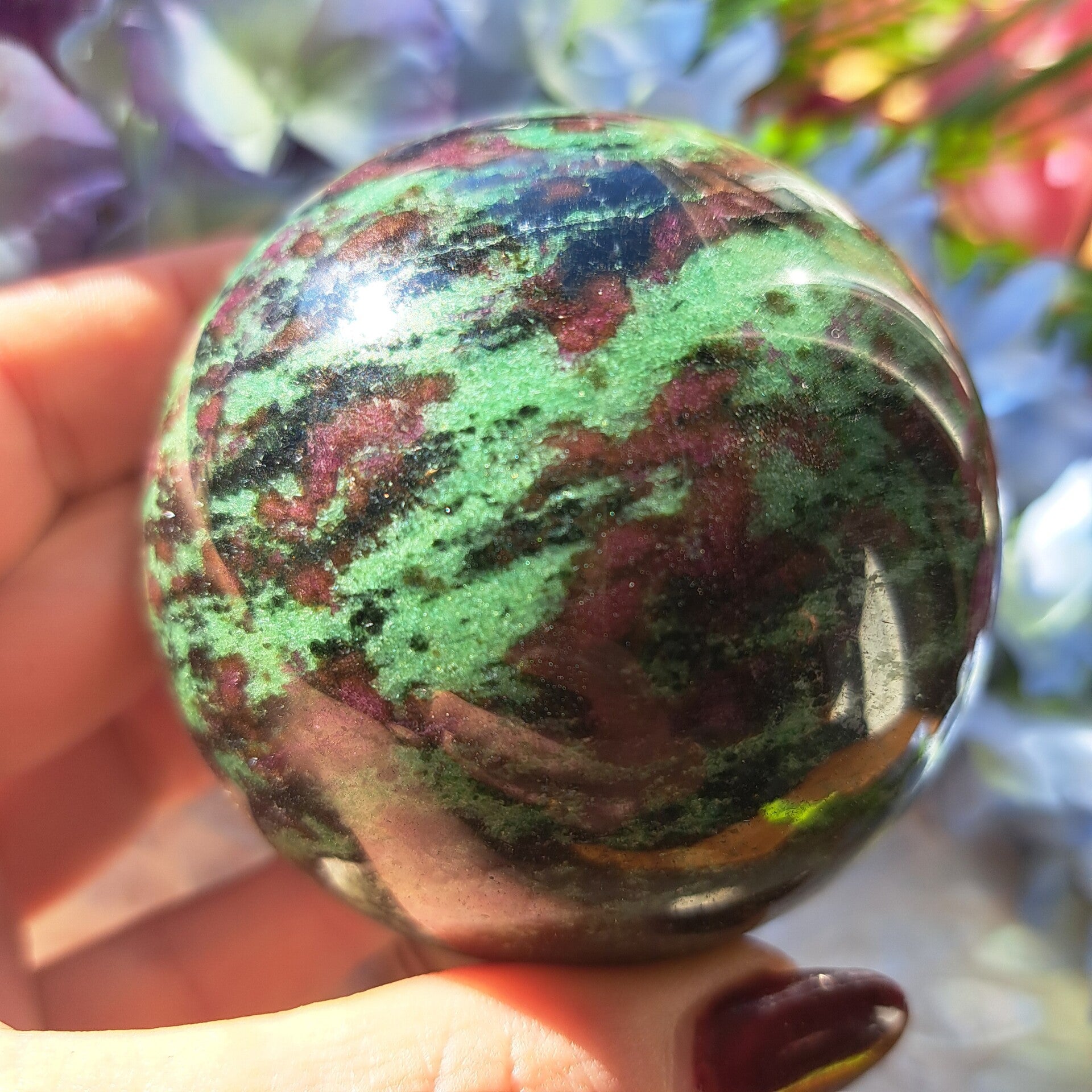 Robijn in Zoisiet Bol (2)