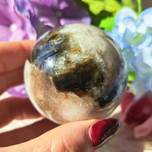 Groene Mica in Kwarts Bol