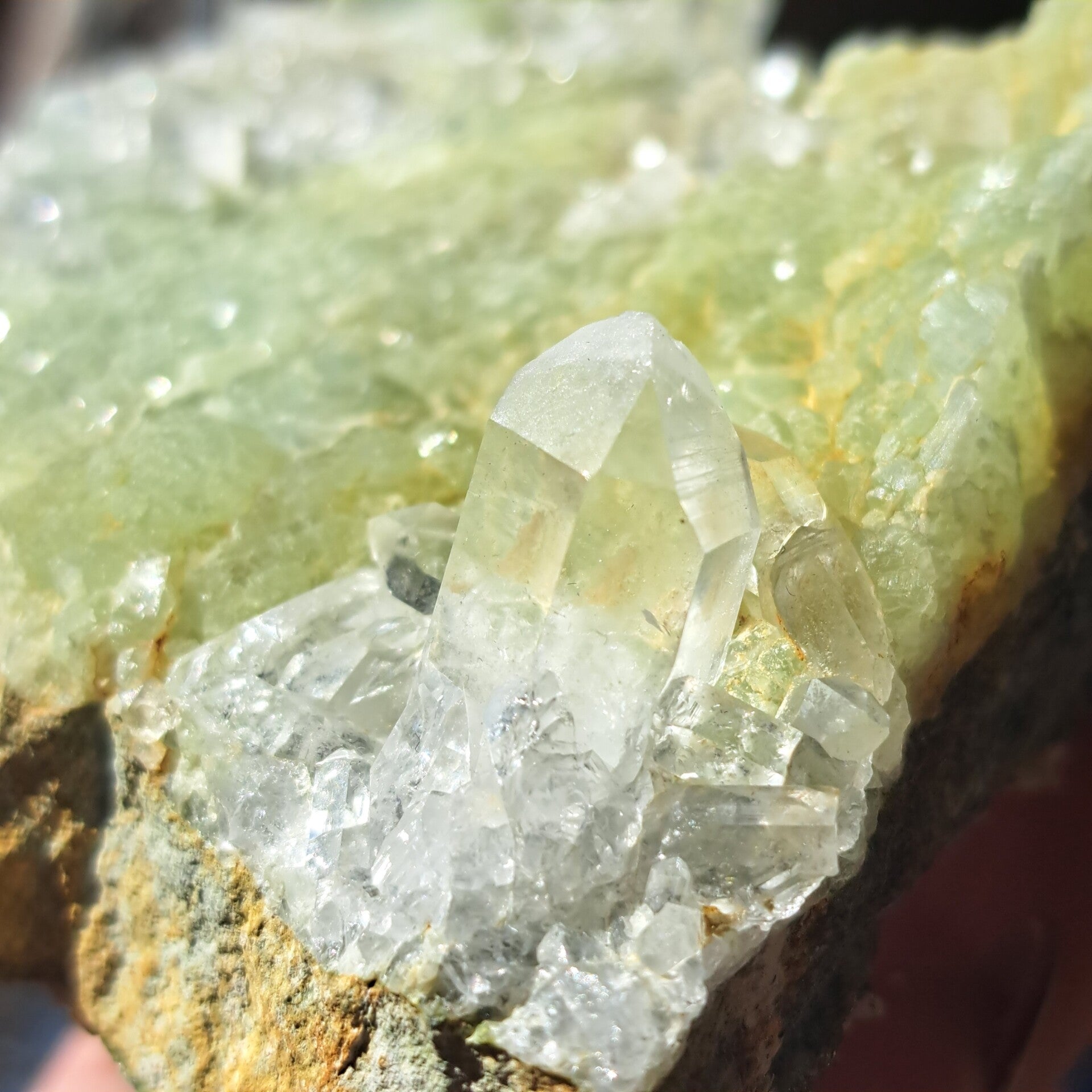 Prehniet met Kwarts (9)