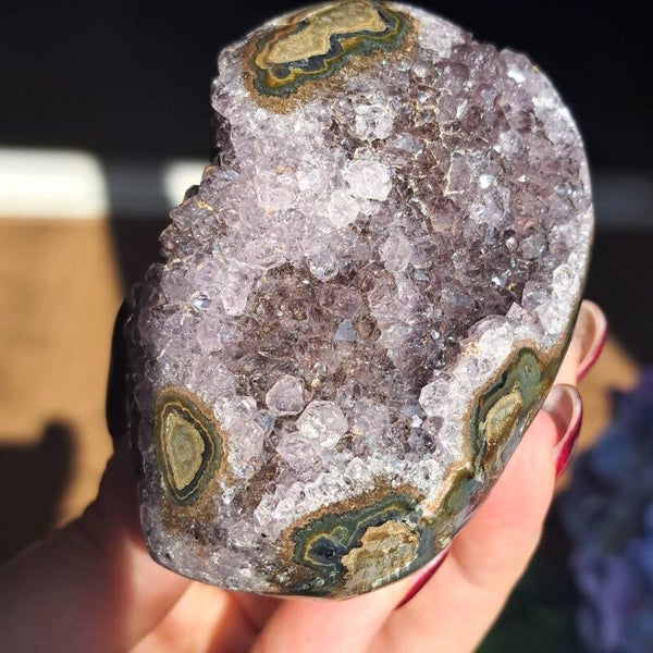 Amethist sculptuur (3)