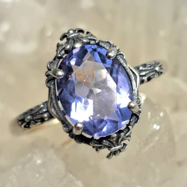 Saffier Ring Maat 17,5