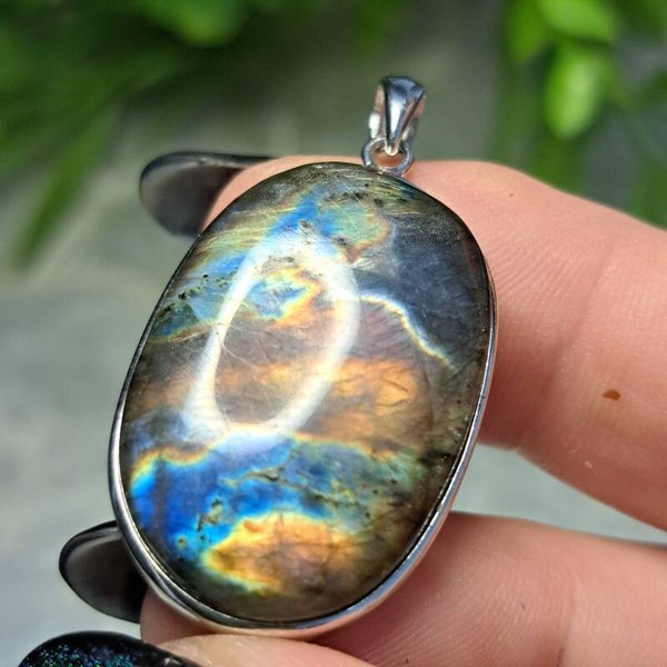 Labradoriet Hanger (1)