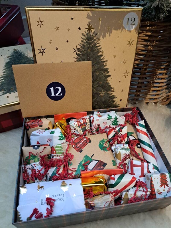 MERRY CHRISTMASBOX 12